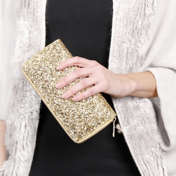 ValMarie Handbags - Beautiful Gold Sparkly Glitter Wallet